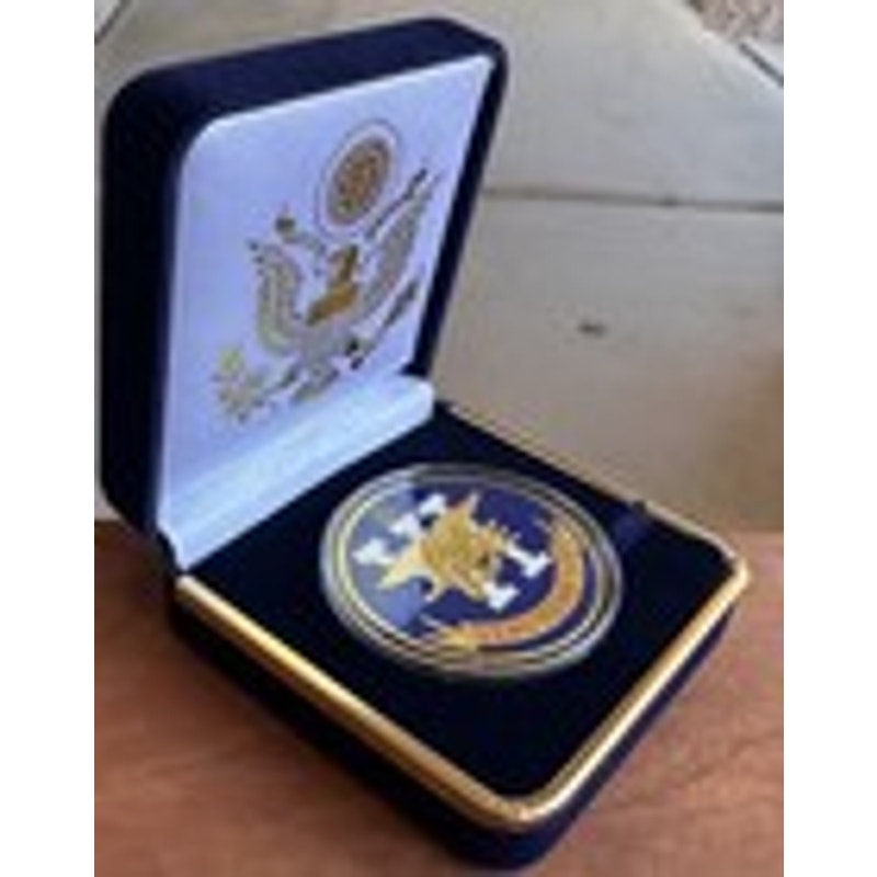 Department of Energy (DOE) Challenge Coin With Blue Velvet Case. Fast Shipping!