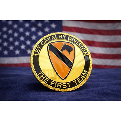 Army 1st Cavalry Division "The First Team" Challenge Coin with Case ·NEW·