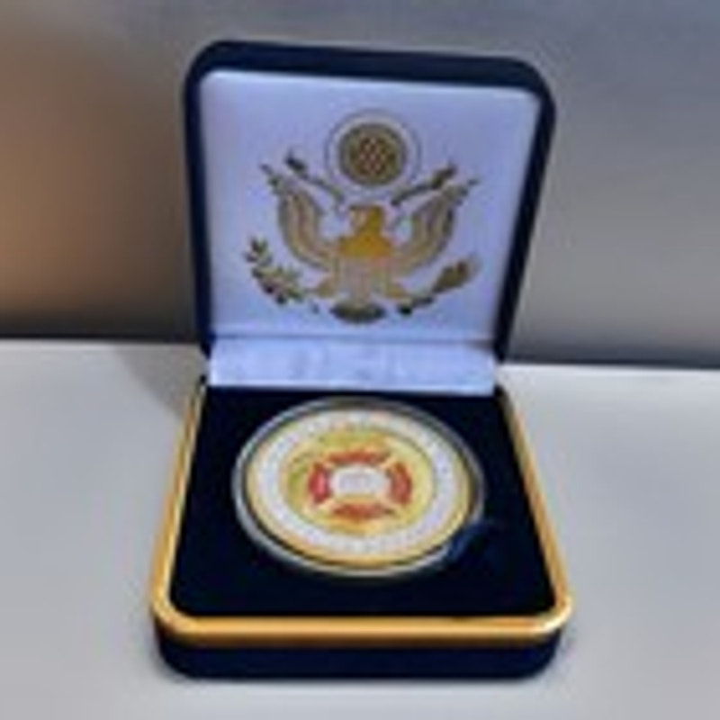 Department of Energy (DOE) Challenge Coin With Blue Velvet Case. Fast Shipping!