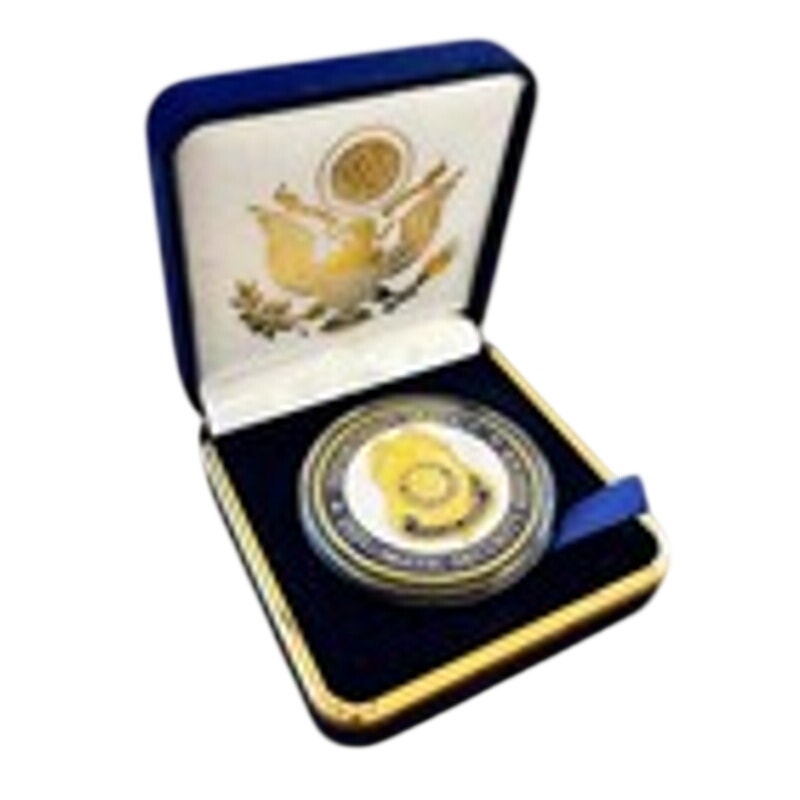 Department of Energy (DOE) Challenge Coin With Blue Velvet Case. Fast Shipping!