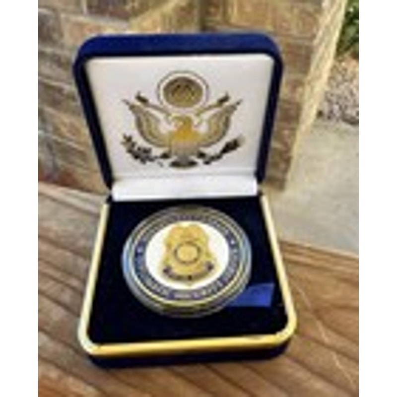 Department of Energy (DOE) Challenge Coin With Blue Velvet Case. Fast Shipping!