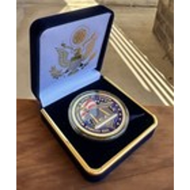 Department of Energy (DOE) Challenge Coin With Blue Velvet Case. Fast Shipping!