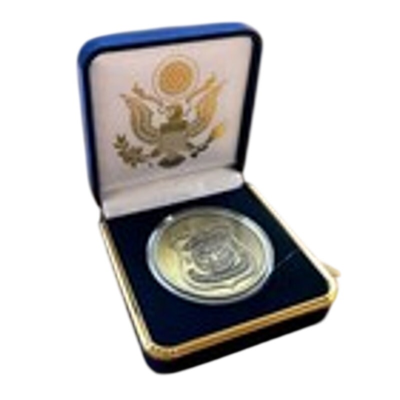 Department of Energy (DOE) Challenge Coin With Blue Velvet Case. Fast Shipping!