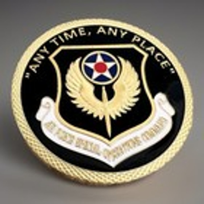 Department of Energy (DOE) Challenge Coin With Blue Velvet Case. Fast Shipping!