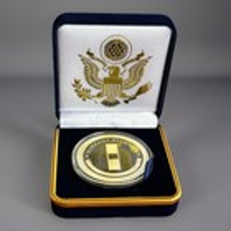 Department of Energy (DOE) Challenge Coin With Blue Velvet Case. Fast Shipping!