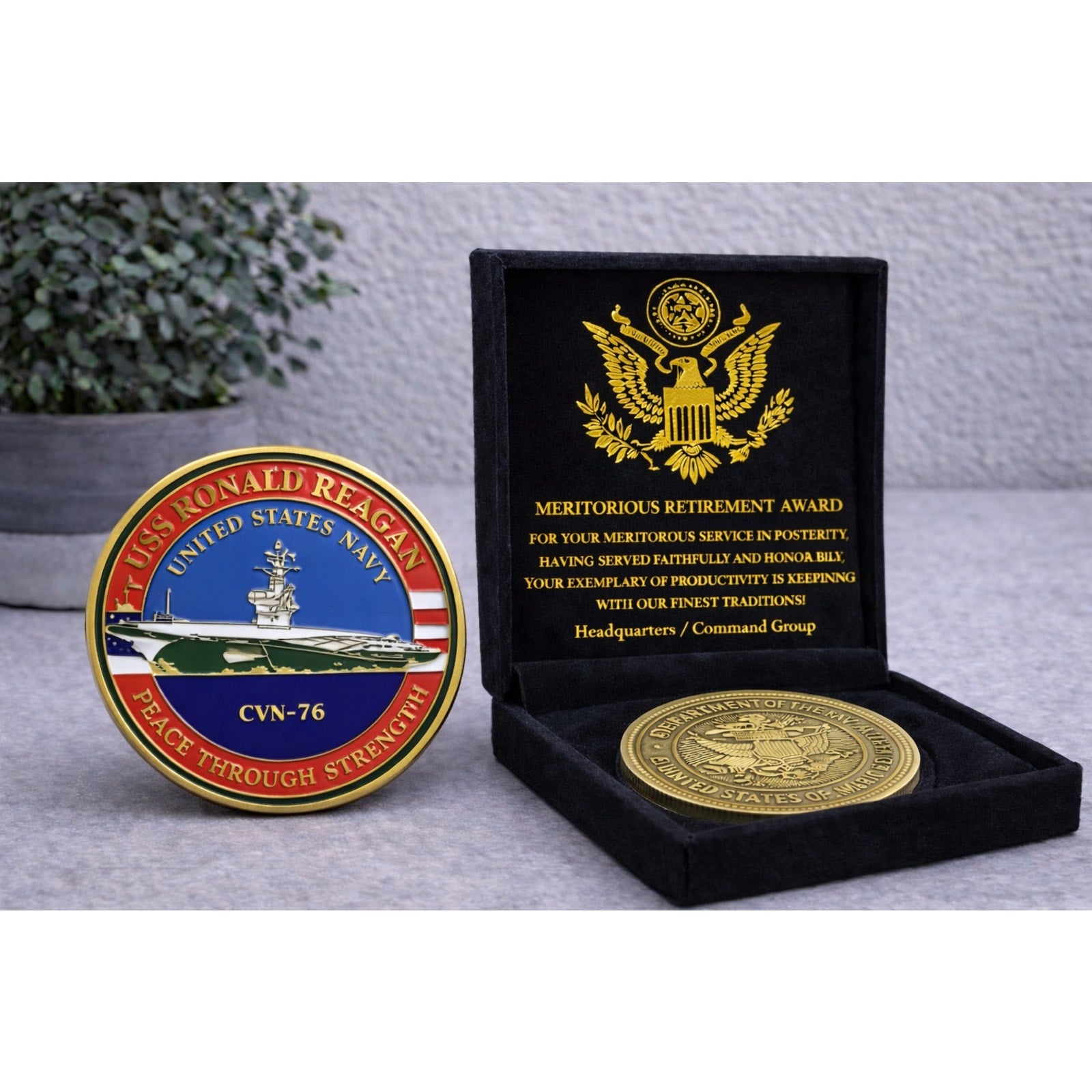 US NAVY - USS RONALD REAGAN - CVN-76 Challenge Coin USA w/ Retirement Award