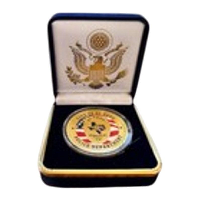 Department of Energy (DOE) Challenge Coin With Blue Velvet Case. Fast Shipping!