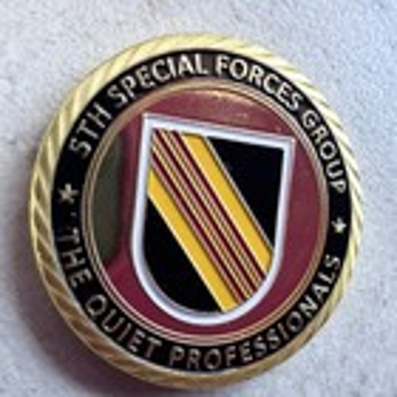 Department of Energy (DOE) Challenge Coin With Blue Velvet Case. Fast Shipping!