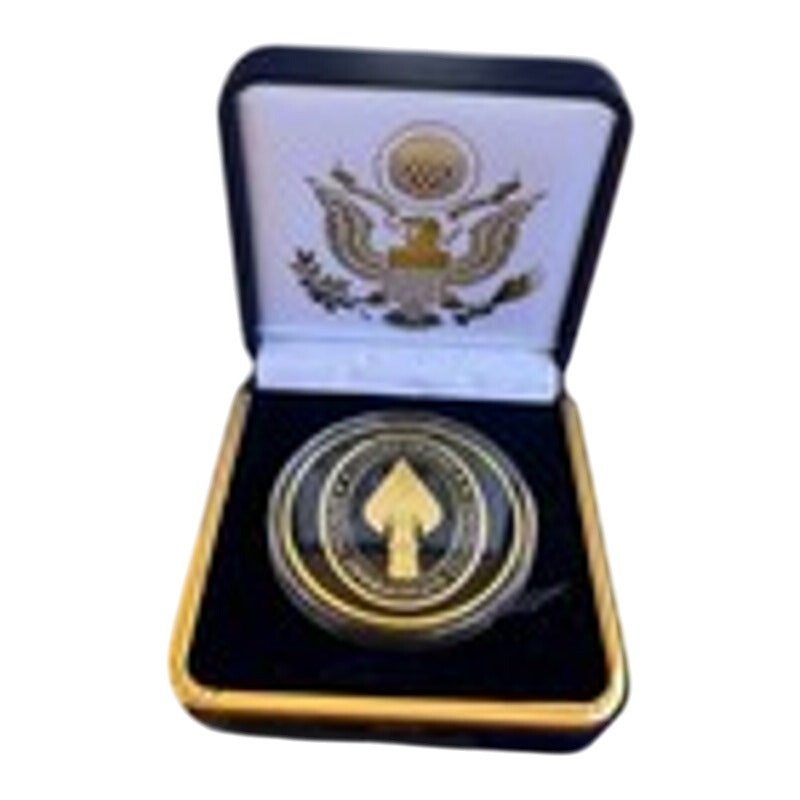Department of Energy (DOE) Challenge Coin With Blue Velvet Case. Fast Shipping!