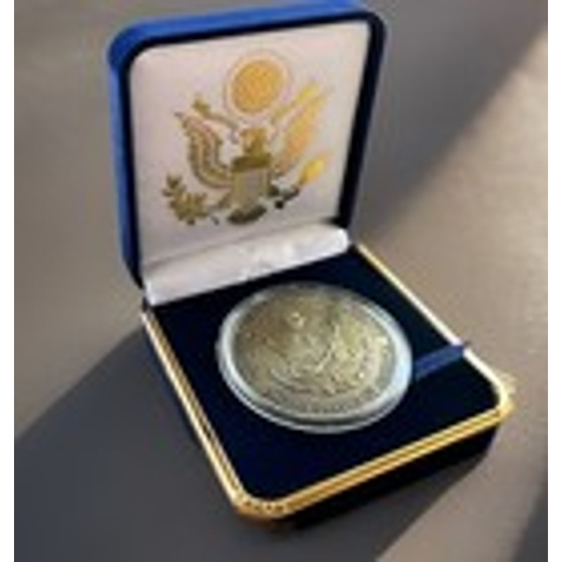 Department of Energy (DOE) Challenge Coin With Blue Velvet Case. Fast Shipping!