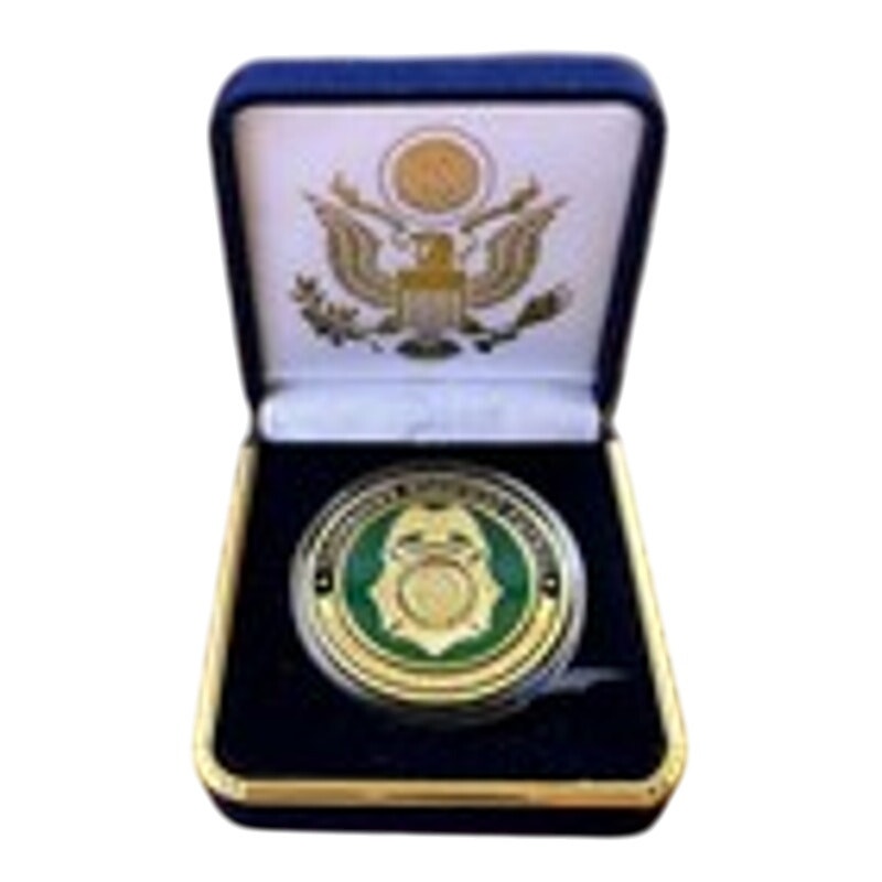 Department of Energy (DOE) Challenge Coin With Blue Velvet Case. Fast Shipping!