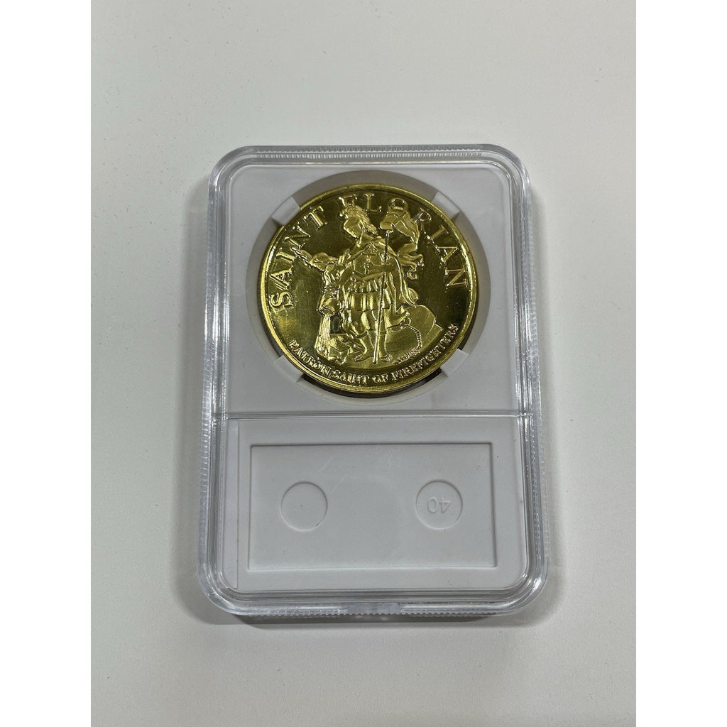 City Of PHILADELPHIA Fire Dept. Challenge Coin. White Display Case.