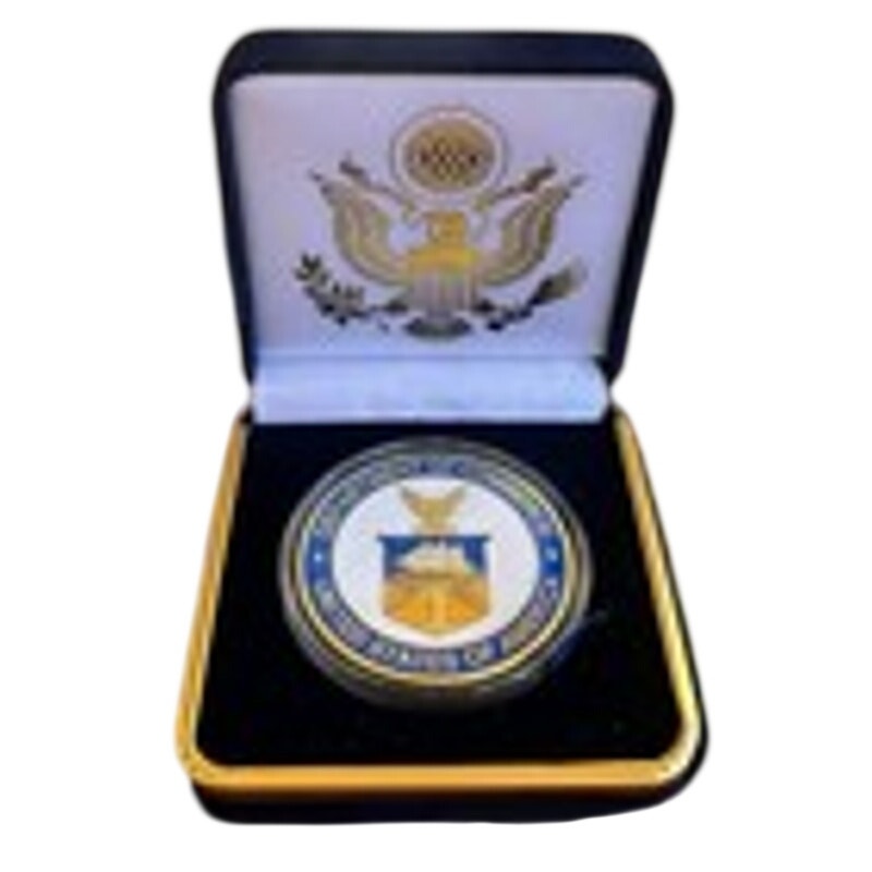 Department of Energy (DOE) Challenge Coin With Blue Velvet Case. Fast Shipping!