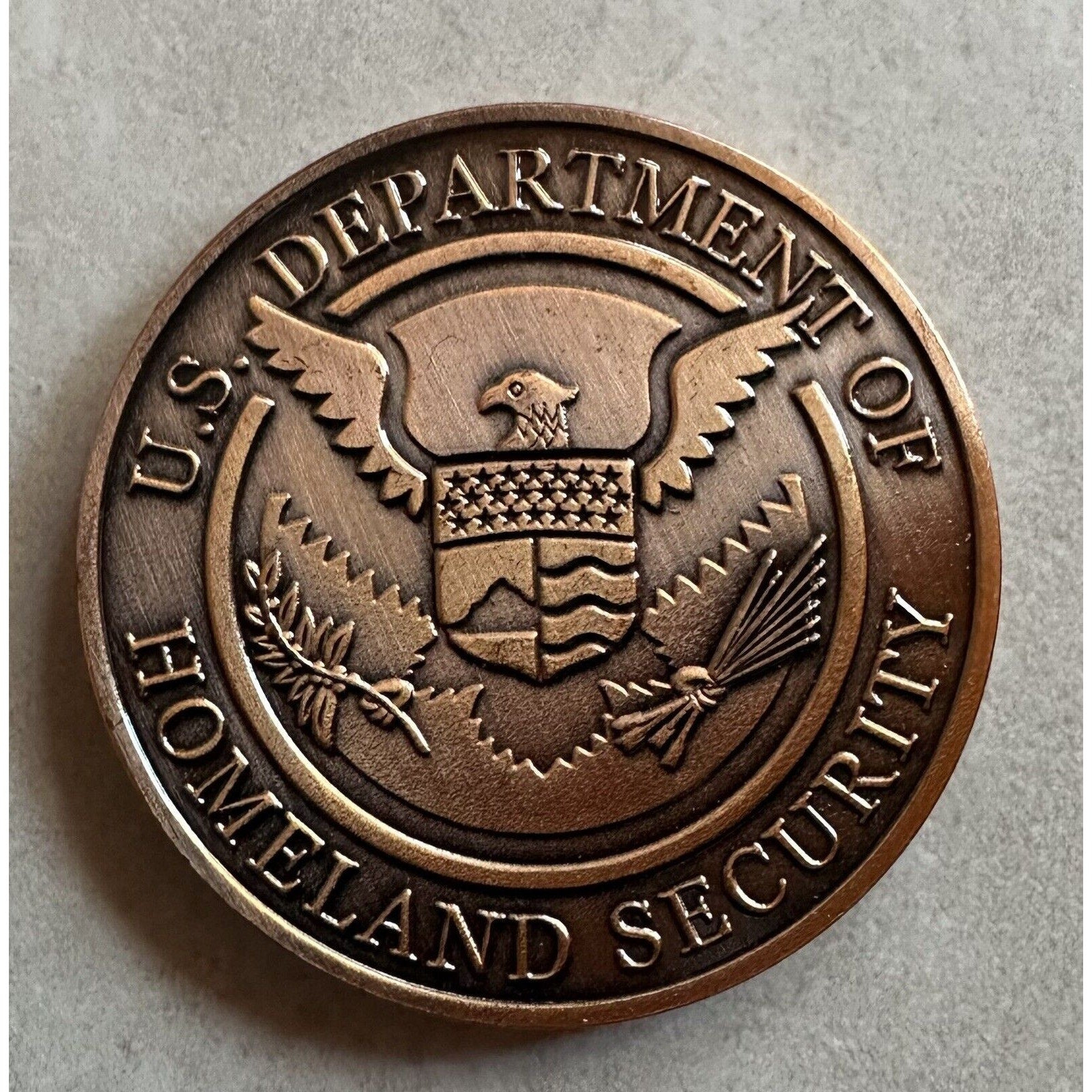 CUSTOMS AND BORDER PATROL Challenge Coin, With The Special Velvet Case