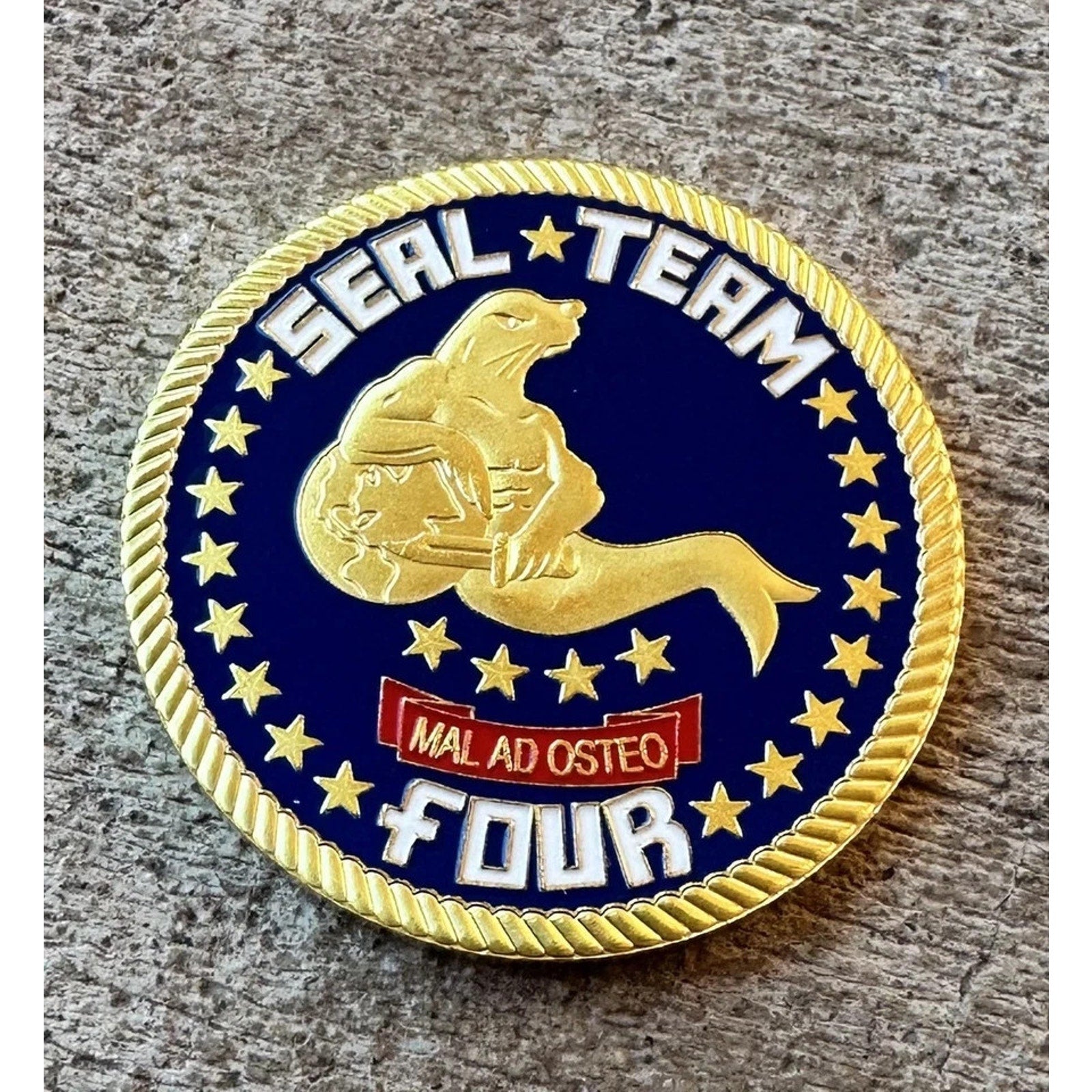 US NAVY SEAL TEAM FOUR Challenge Coin ·FAST SHIPPING· ·NEW· w/ Achievement Award