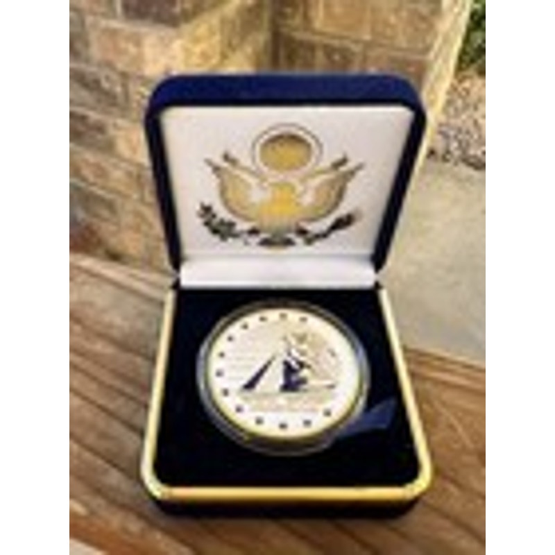 Department of Energy (DOE) Challenge Coin With Blue Velvet Case. Fast Shipping!