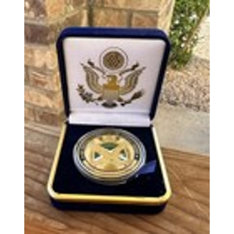 Department of Energy (DOE) Challenge Coin With Blue Velvet Case. Fast Shipping!