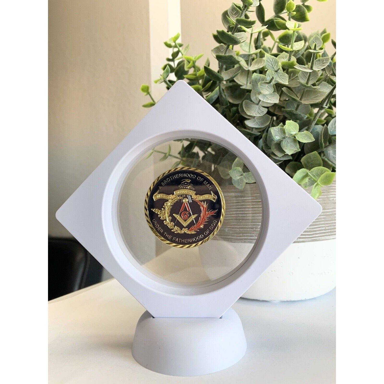 * Freemason Challenge Coin “Brotherhood Of Man Fatherhood Of God” Awesome Coin