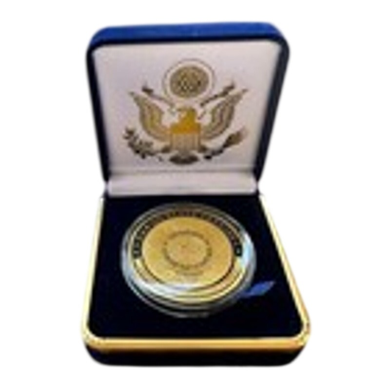Department of Energy (DOE) Challenge Coin With Blue Velvet Case. Fast Shipping!