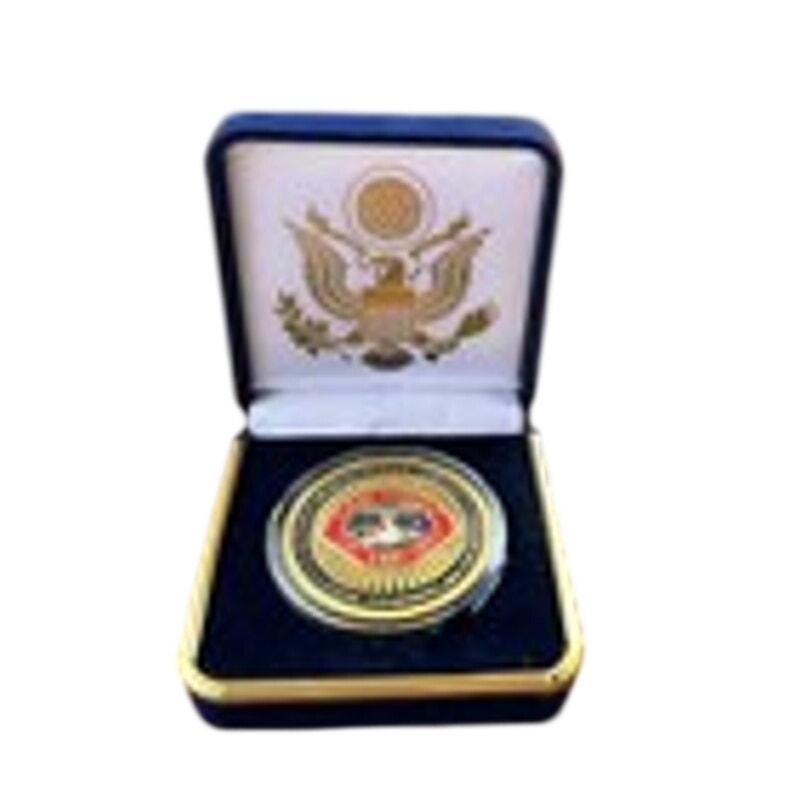 Department of Energy (DOE) Challenge Coin With Blue Velvet Case. Fast Shipping!