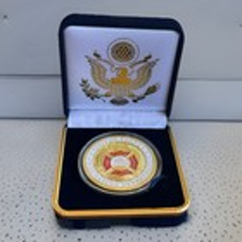Department of Energy (DOE) Challenge Coin With Blue Velvet Case. Fast Shipping!