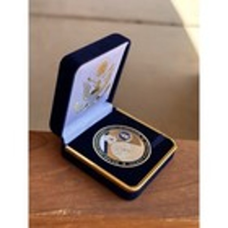 Department of Energy (DOE) Challenge Coin With Blue Velvet Case. Fast Shipping!