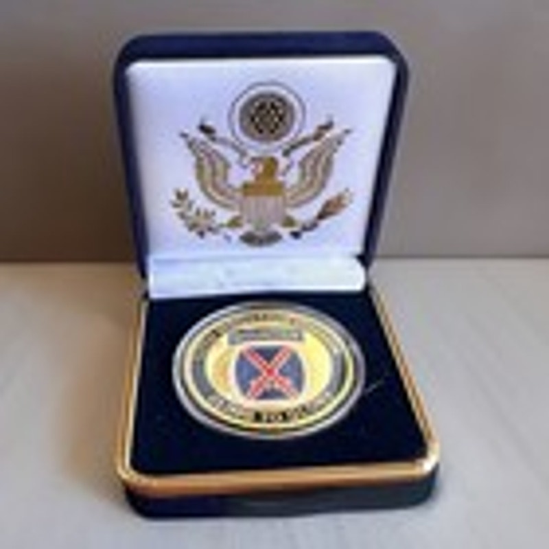Department of Energy (DOE) Challenge Coin With Blue Velvet Case. Fast Shipping!