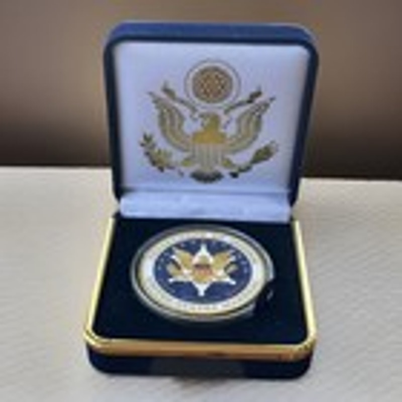 Department of Energy (DOE) Challenge Coin With Blue Velvet Case. Fast Shipping!