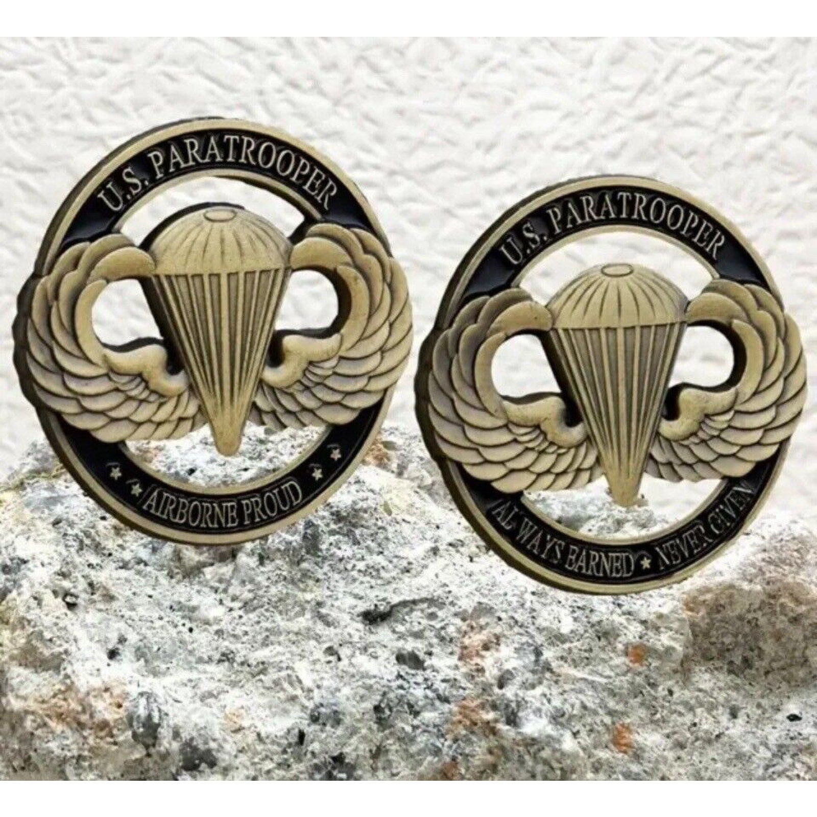 82nd Airborne Division U.S. Army Challenge Coin W Jump Wings Badge Paratrooper