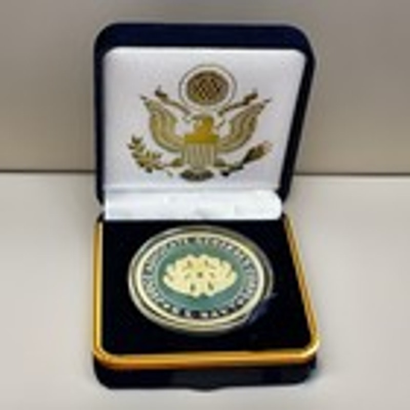 Department of Energy (DOE) Challenge Coin With Blue Velvet Case. Fast Shipping!