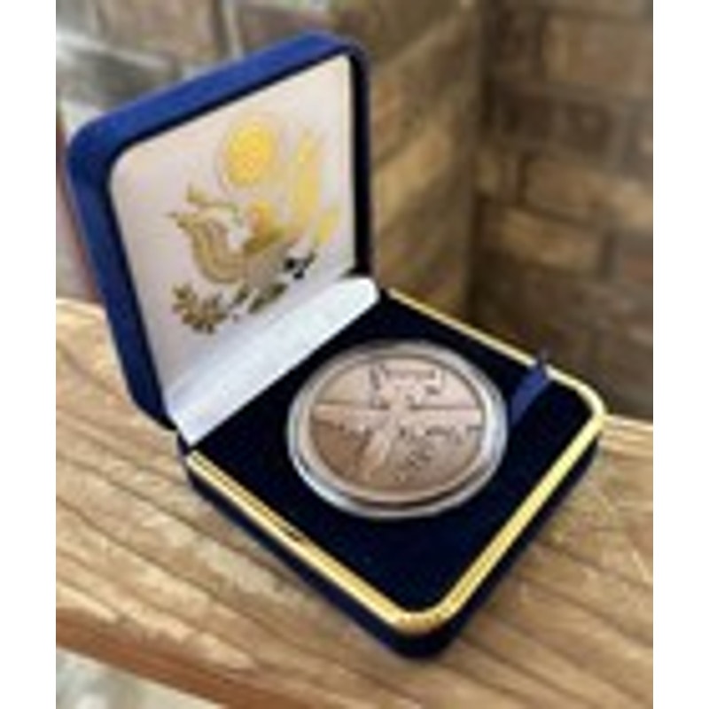 Department of Energy (DOE) Challenge Coin With Blue Velvet Case. Fast Shipping!