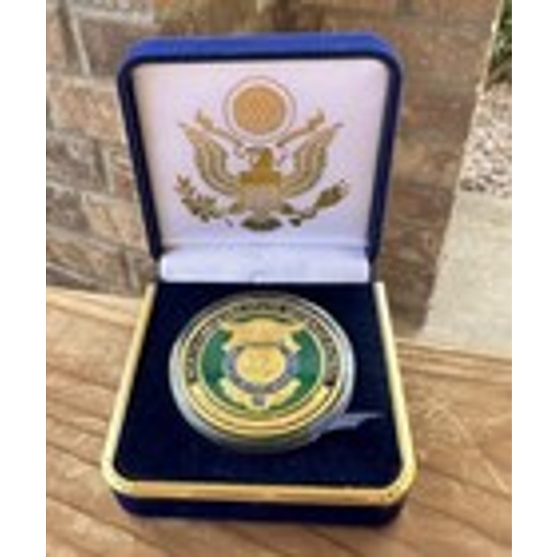 Department of Energy (DOE) Challenge Coin With Blue Velvet Case. Fast Shipping!