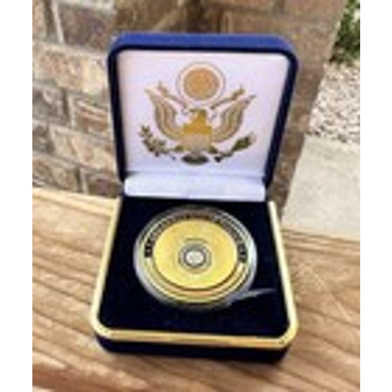 Department of Energy (DOE) Challenge Coin With Blue Velvet Case. Fast Shipping!