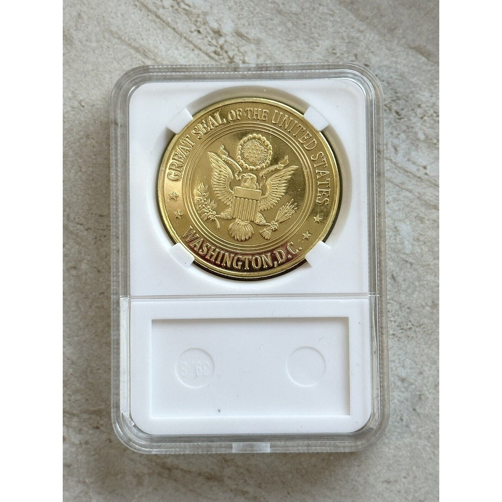 UNITED STATES ARMY MILITARY ACADEMY WEST POINT USMA CHALLENGE COIN WITH CASE