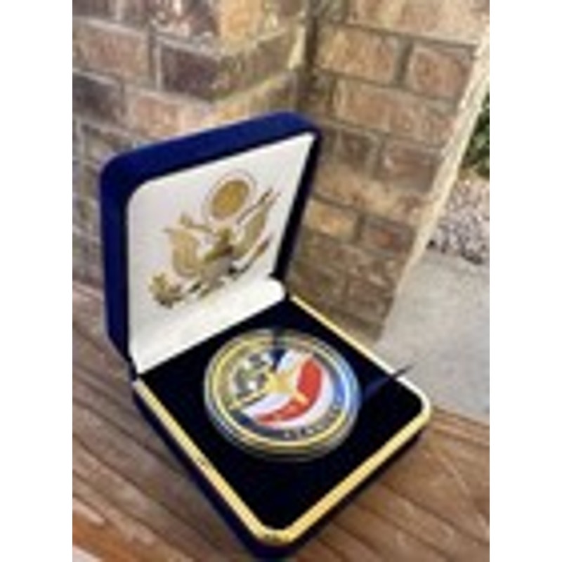 Department of Energy (DOE) Challenge Coin With Blue Velvet Case. Fast Shipping!
