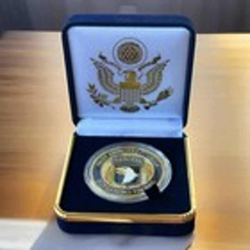 Department of Energy (DOE) Challenge Coin With Blue Velvet Case. Fast Shipping!