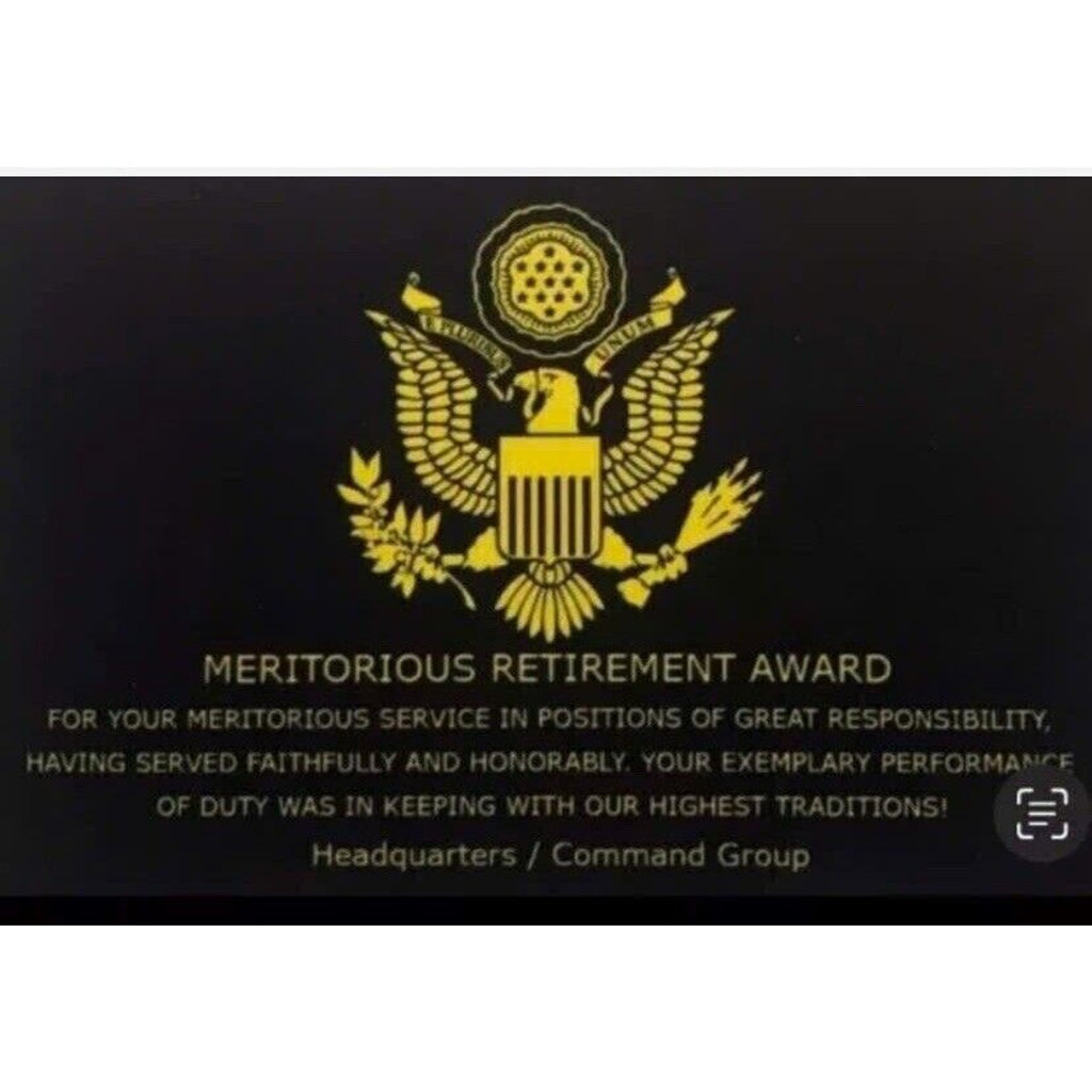 US MARINE CORPS - 5th MARINE REGIMENT Unit USMC Mad Dog Coin W/Retirement Award