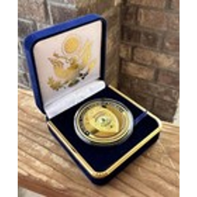 Department of Energy (DOE) Challenge Coin With Blue Velvet Case. Fast Shipping!