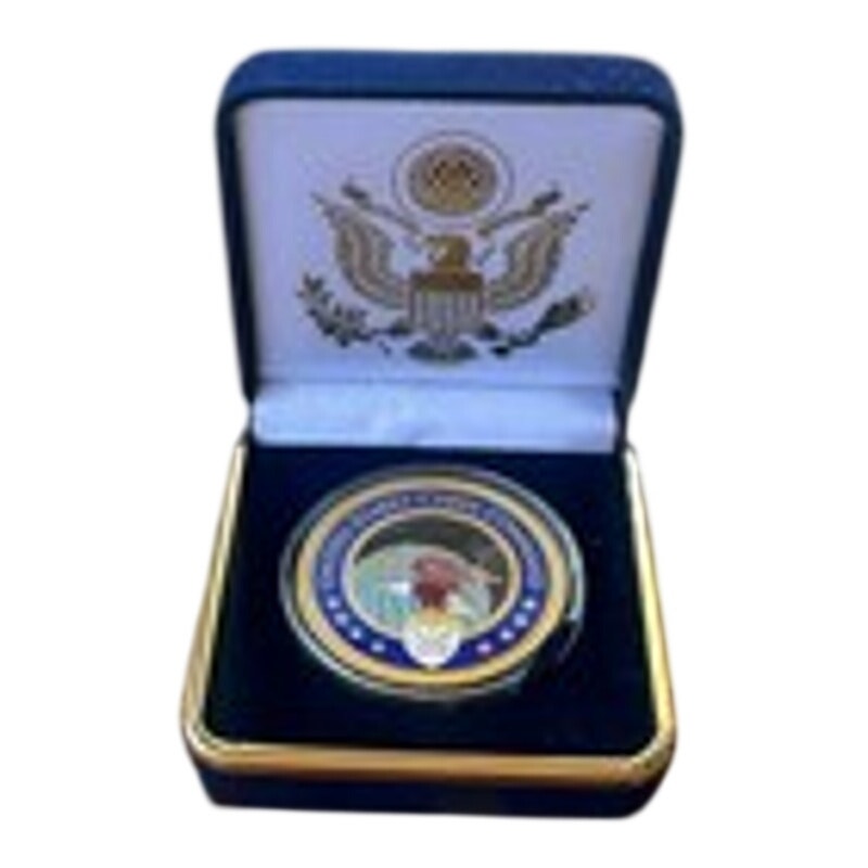 Department of Energy (DOE) Challenge Coin With Blue Velvet Case. Fast Shipping!