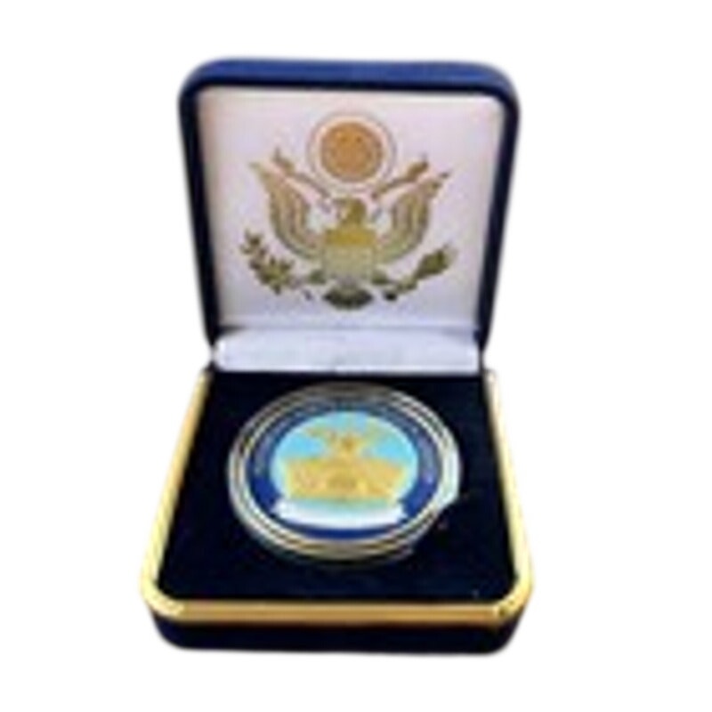 Department of Energy (DOE) Challenge Coin With Blue Velvet Case. Fast Shipping!