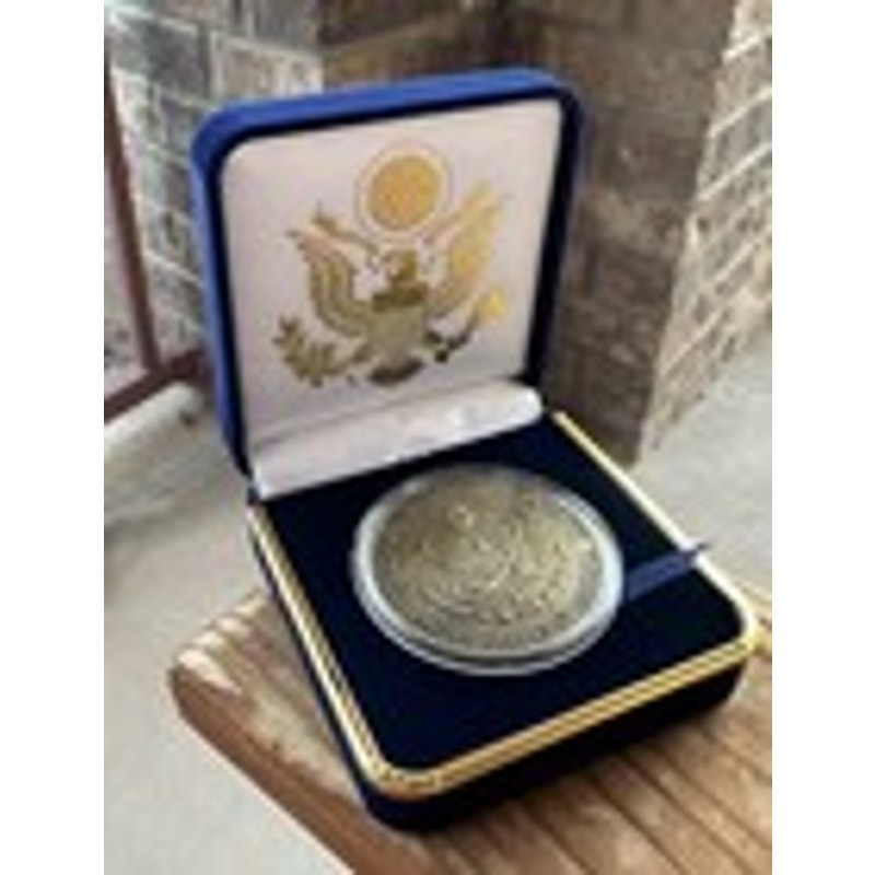 Department of Energy (DOE) Challenge Coin With Blue Velvet Case. Fast Shipping!