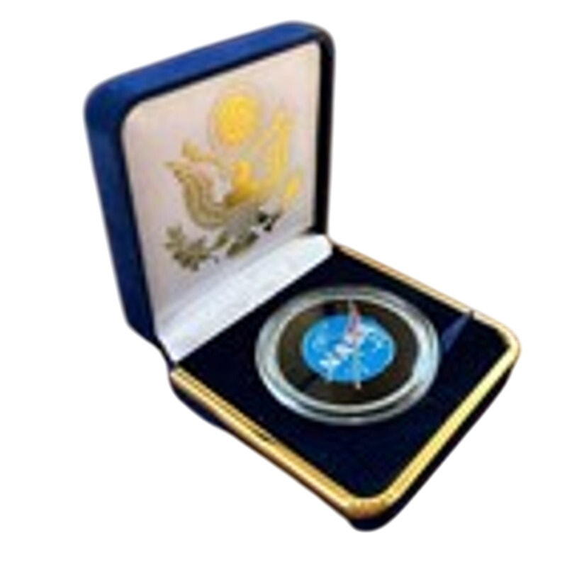 Department of Energy (DOE) Challenge Coin With Blue Velvet Case. Fast Shipping!