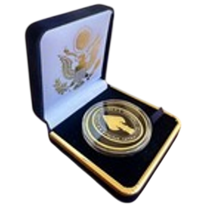 Department of Energy (DOE) Challenge Coin With Blue Velvet Case. Fast Shipping!