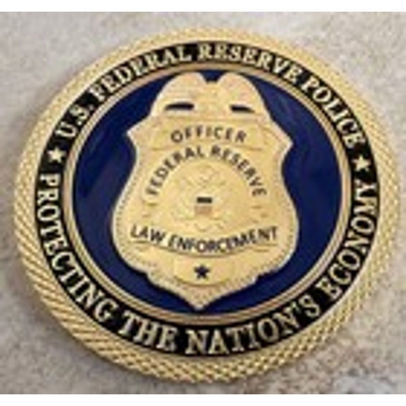 United States FEDERAL RESERVE POLICE LAW ENFORCEMENT Officer Coin Keychain