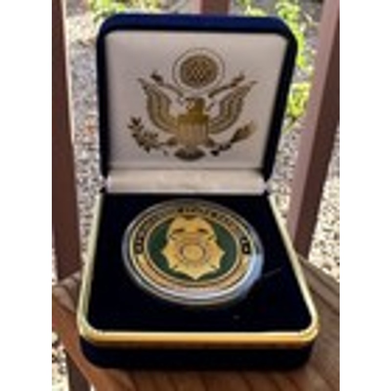Department of Energy (DOE) Challenge Coin With Blue Velvet Case. Fast Shipping!