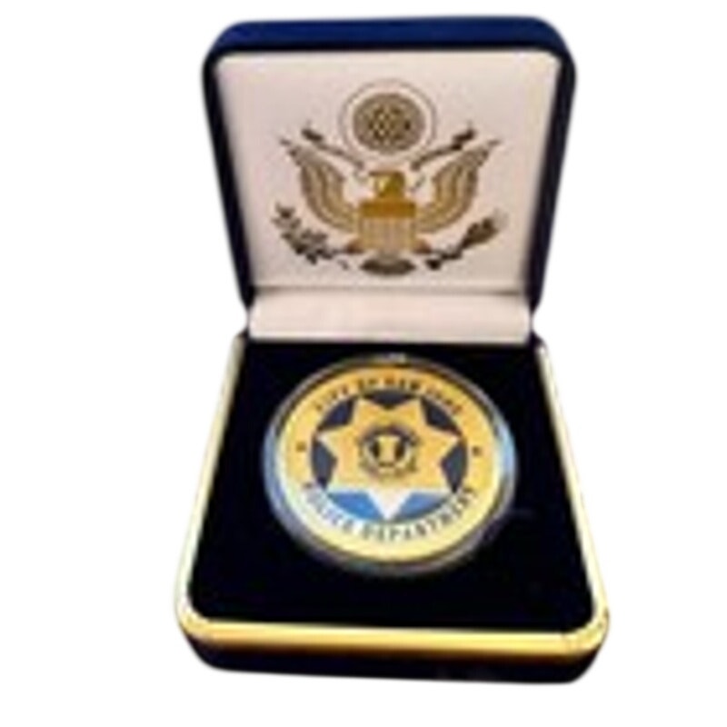 Department of Energy (DOE) Challenge Coin With Blue Velvet Case. Fast Shipping!