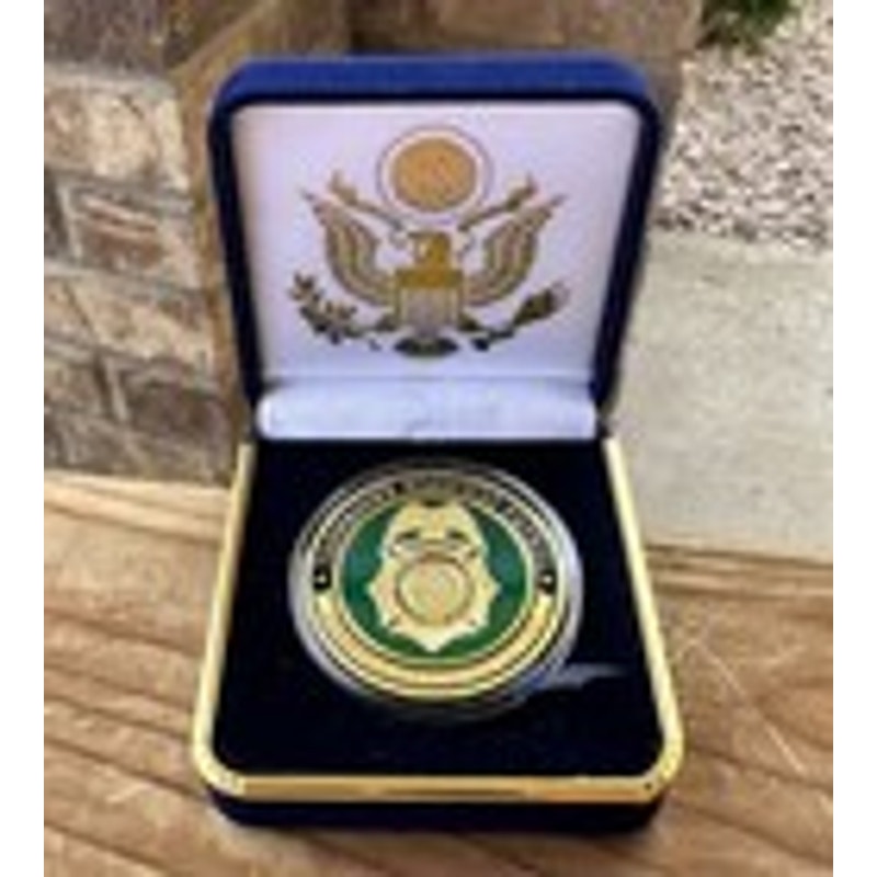 Department of Energy (DOE) Challenge Coin With Blue Velvet Case. Fast Shipping!