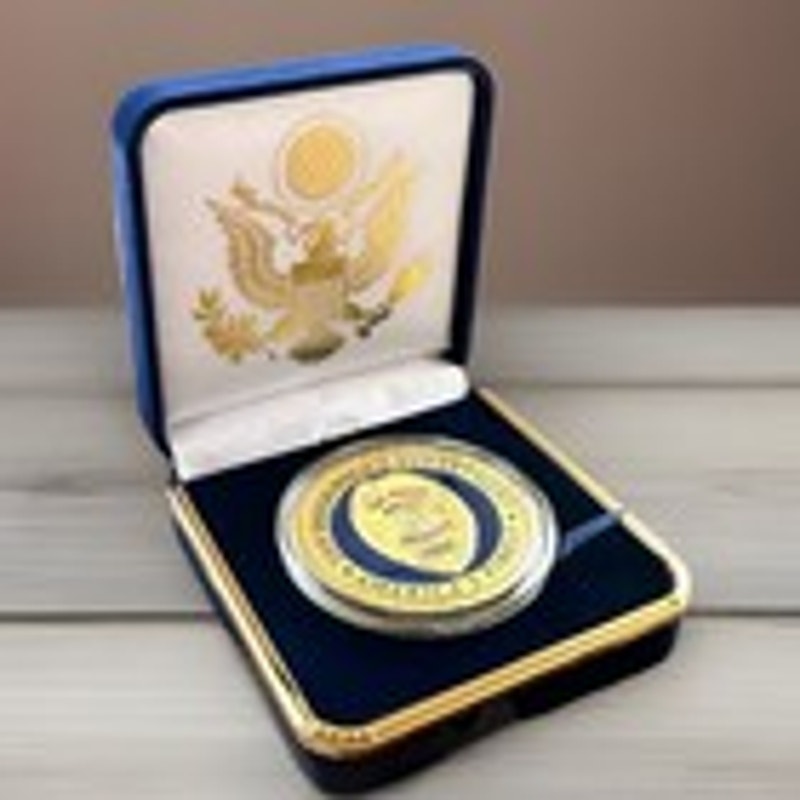 Department of Energy (DOE) Challenge Coin With Blue Velvet Case. Fast Shipping!