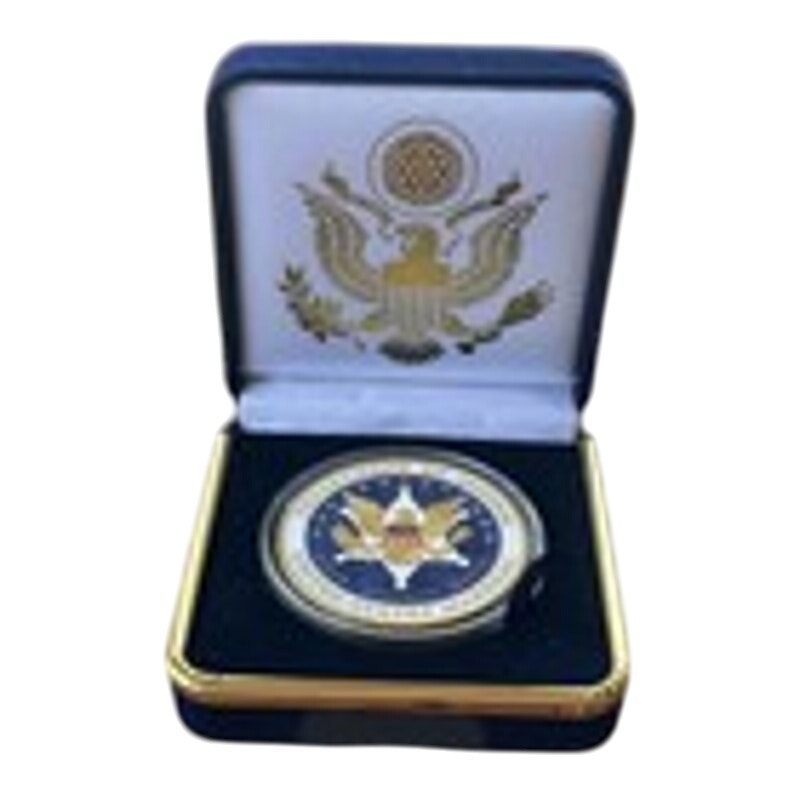 Department of Energy (DOE) Challenge Coin With Blue Velvet Case. Fast Shipping!