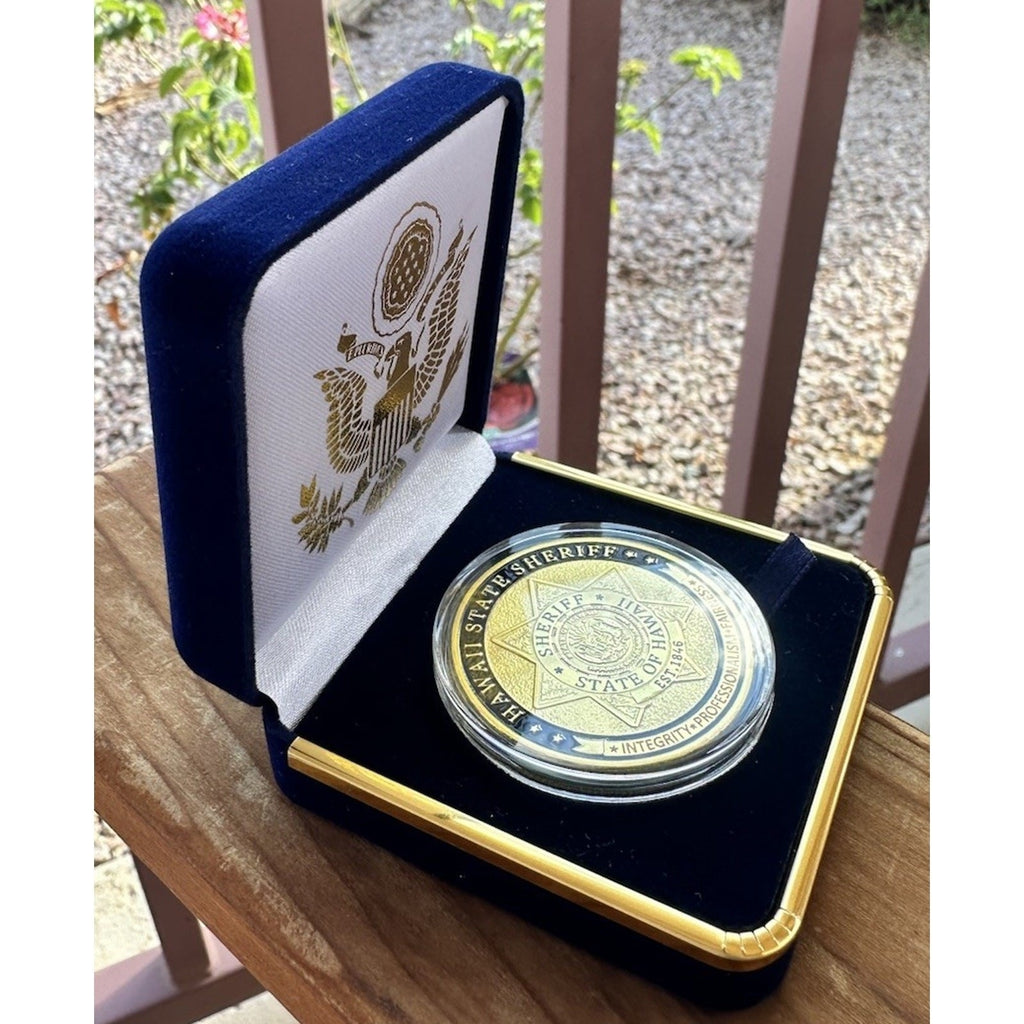 HAWAII STATE SHERIFF Challenge Coin With Blue Velvet Case. Fast Shipping!